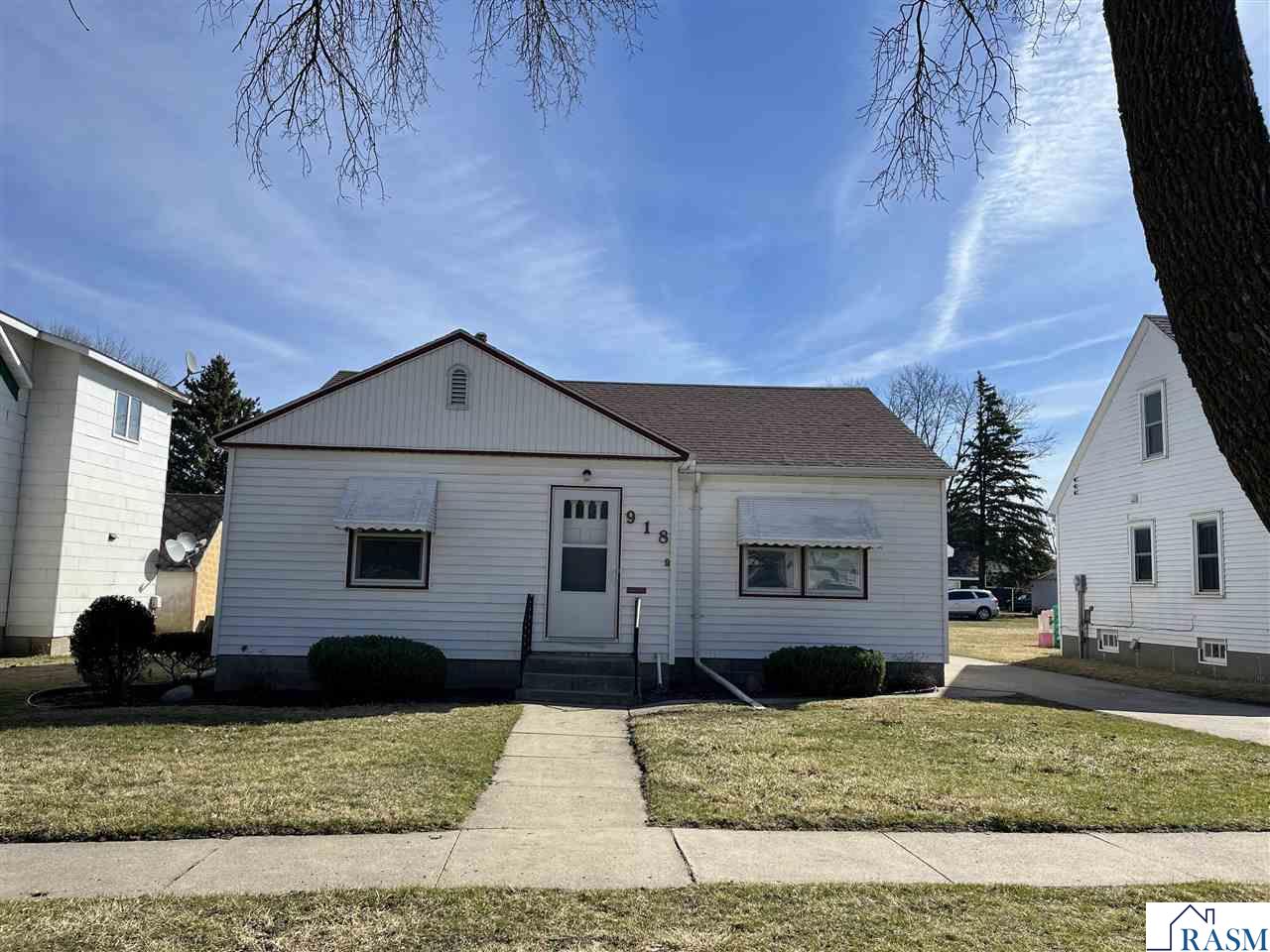 918 6th Street North Saint James MN 56081 7039768 image2