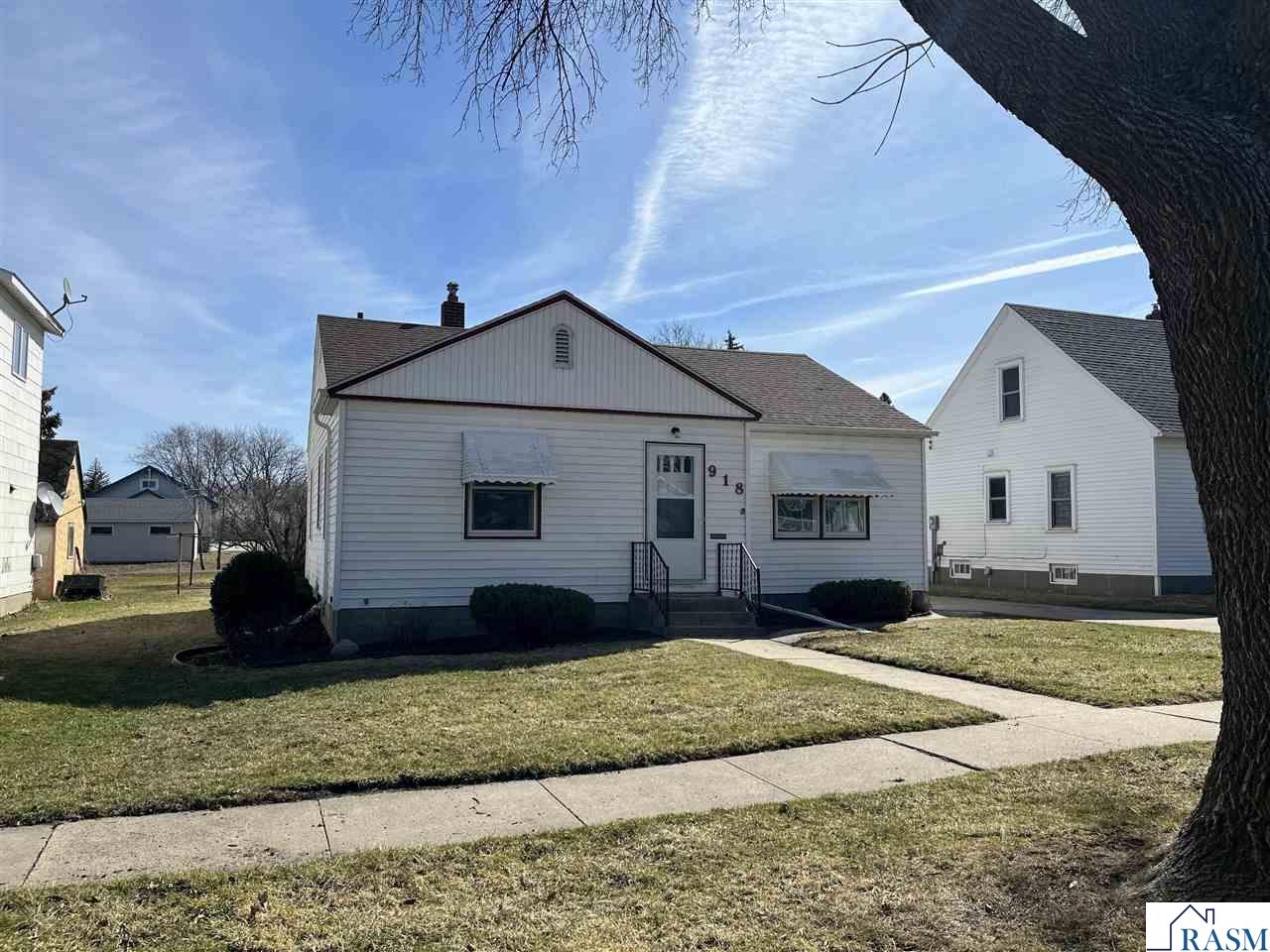 918 6th Street North Saint James MN 56081 7039768 image3