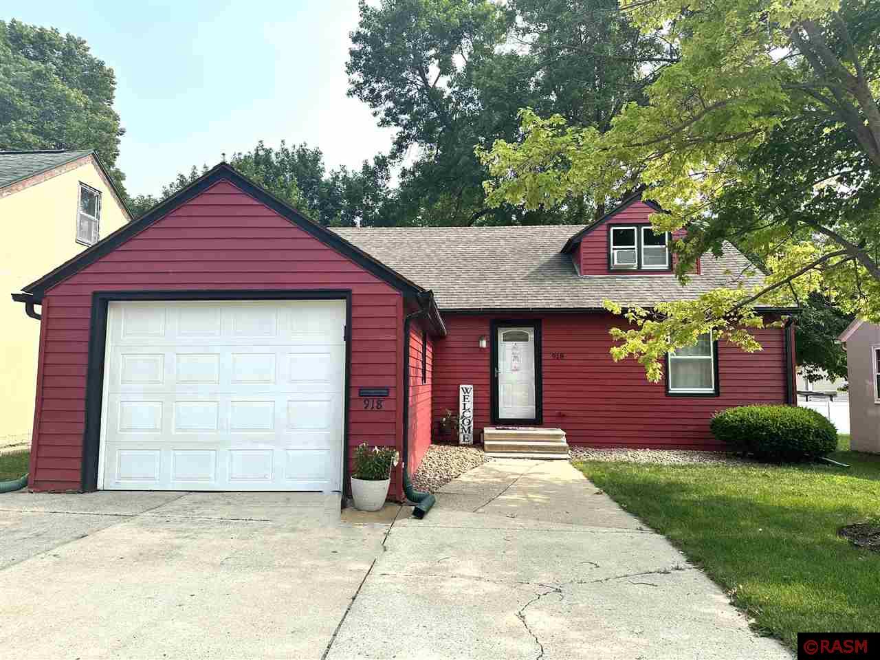 918 Budd Street Fairmont MN 56031 7032626 image1