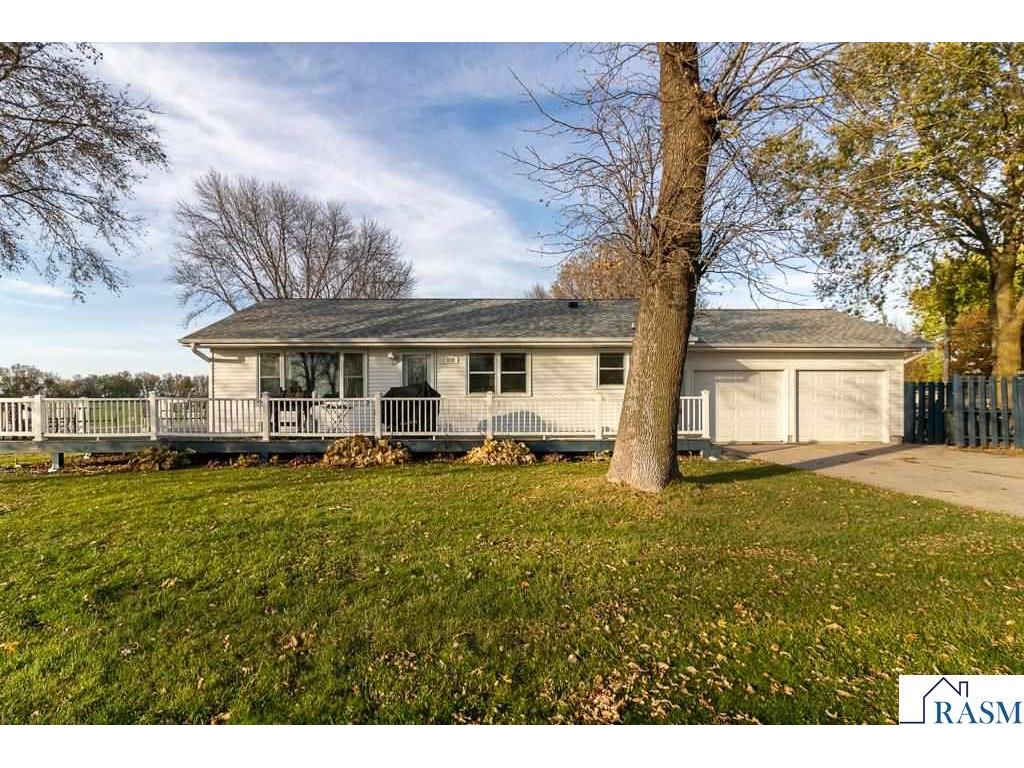 918 Lincoln Avenue Gaylord MN 55334 7038998 image1