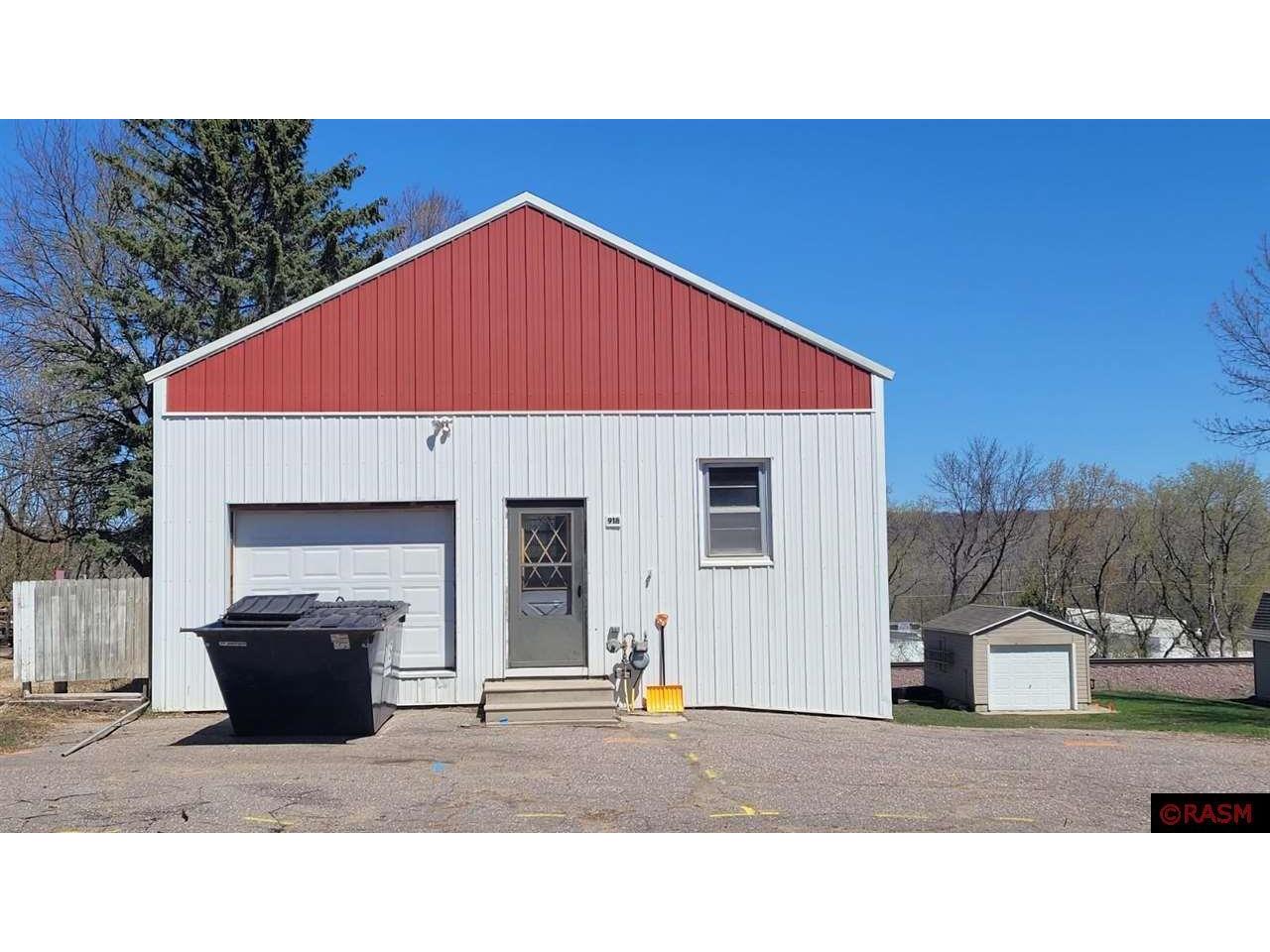 918 N Valley New Ulm MN 56073 7032220 image1