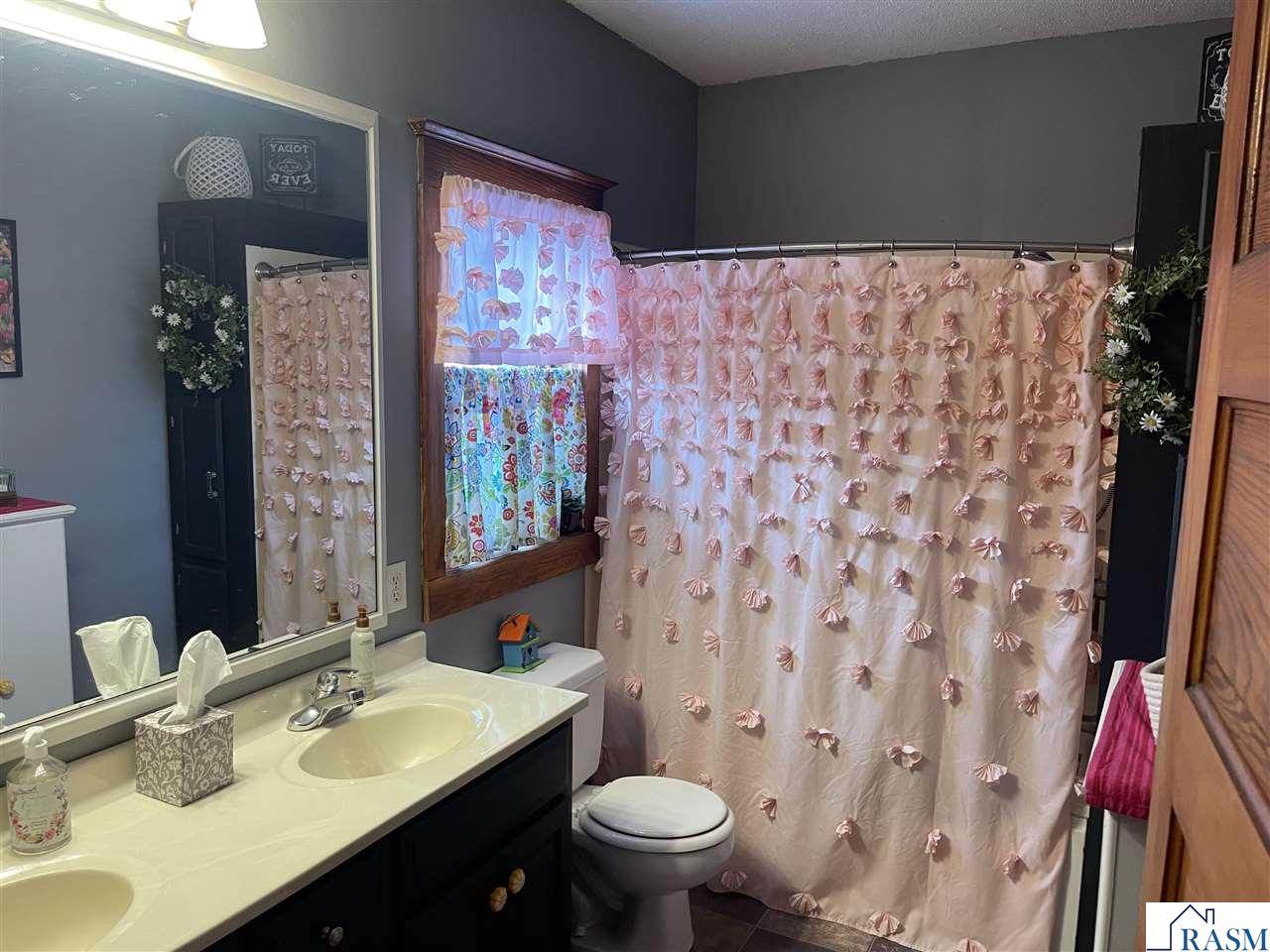 919 N Washington Street New Ulm MN 56073 7039152 image12