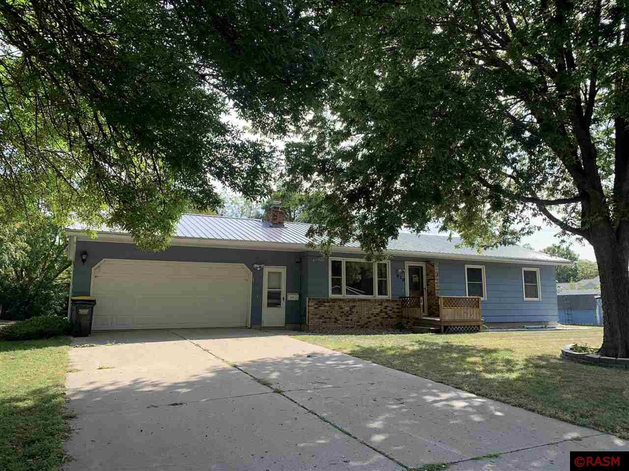 920 N 4th Street Saint James MN 56081 7033464 image1