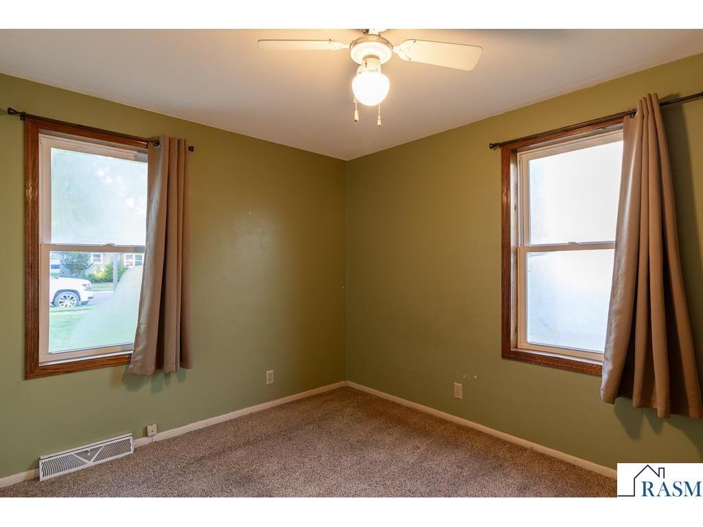 921 S Jefferson Street New Ulm MN 56073 267040888 image14