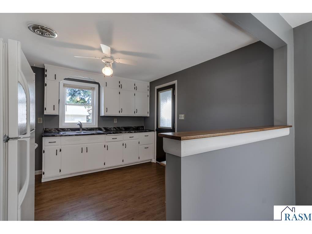 921 S Jefferson Street New Ulm MN 56073 267040888 image7
