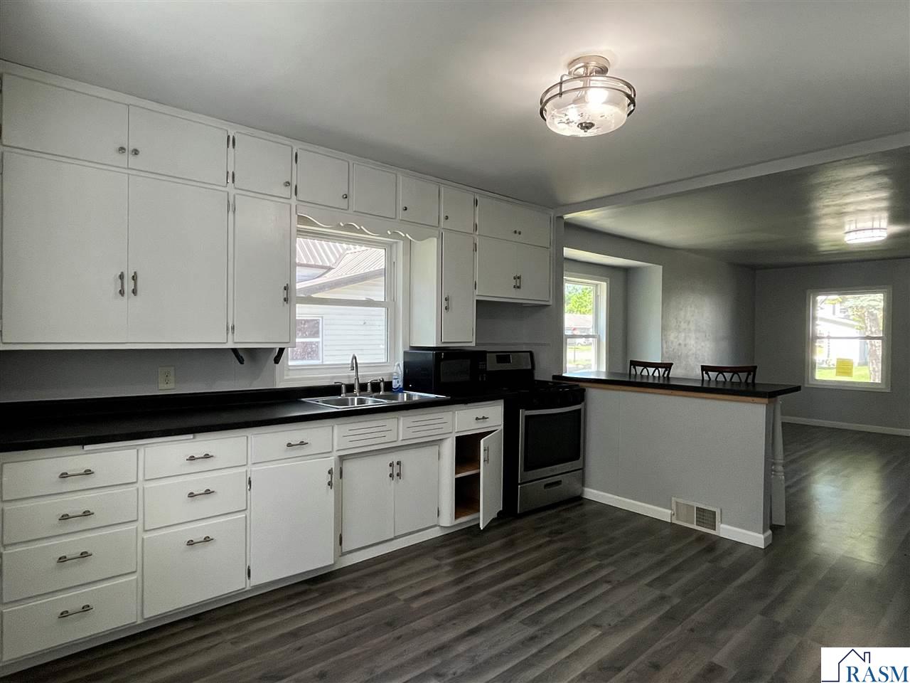 925 7th Street South Saint James MN 56081 267040600 image8