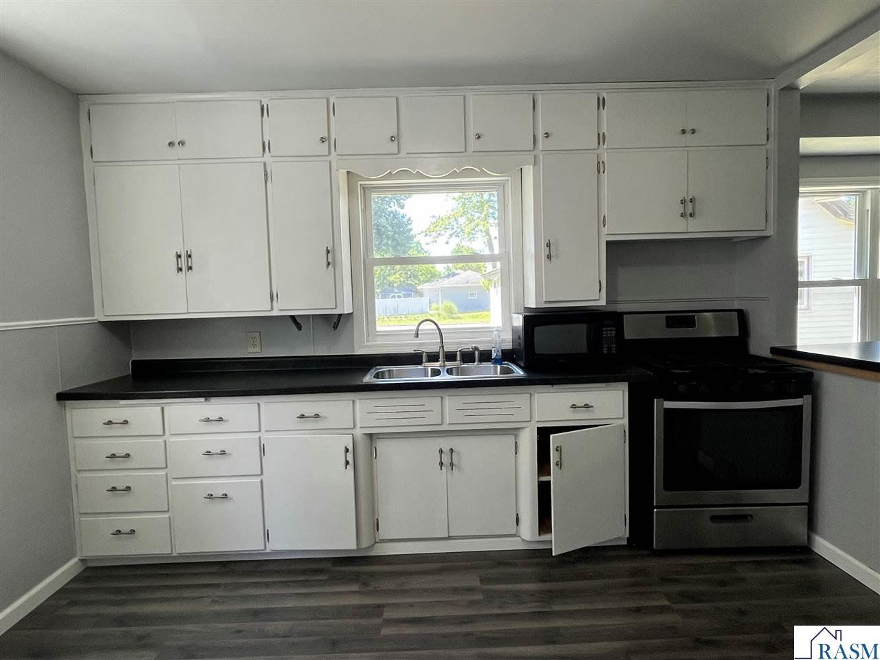 925 7th Street South Saint James MN 56081 267040600 image9