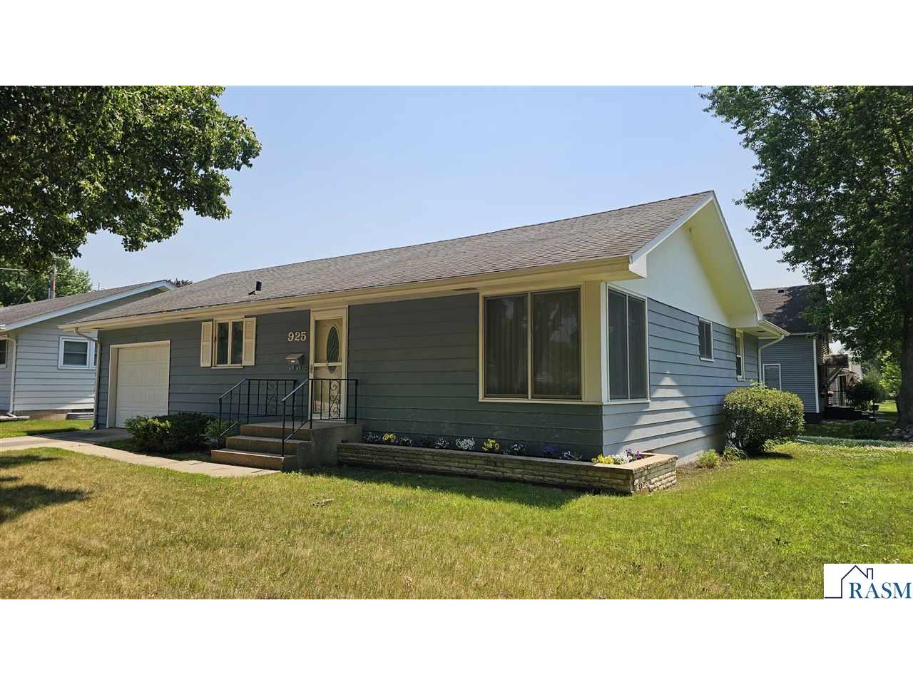 925 S 10th Street New Ulm MN 56073 267040764 image2