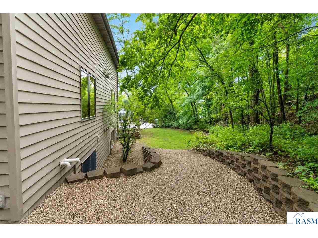 950 Belvista Drive North Mankato MN 56003 267040765 image9