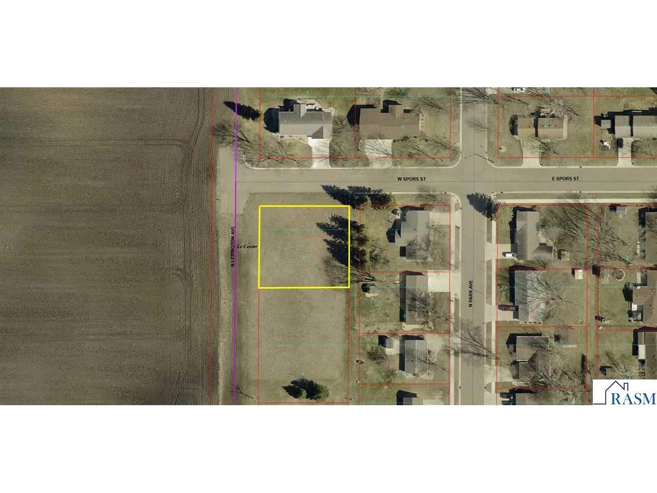 XXX W Spors Street Le Center MN 56057 7040069 image3