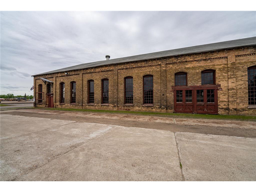 (1 North) 1320 Northern Pacific Road Brainerd MN 56401 6731673 image3