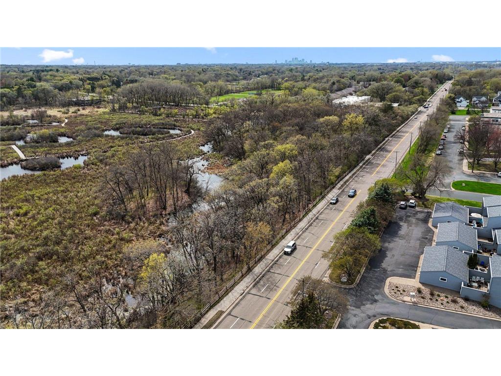 0 County Road C W Roseville MN 55113 6708476 image18