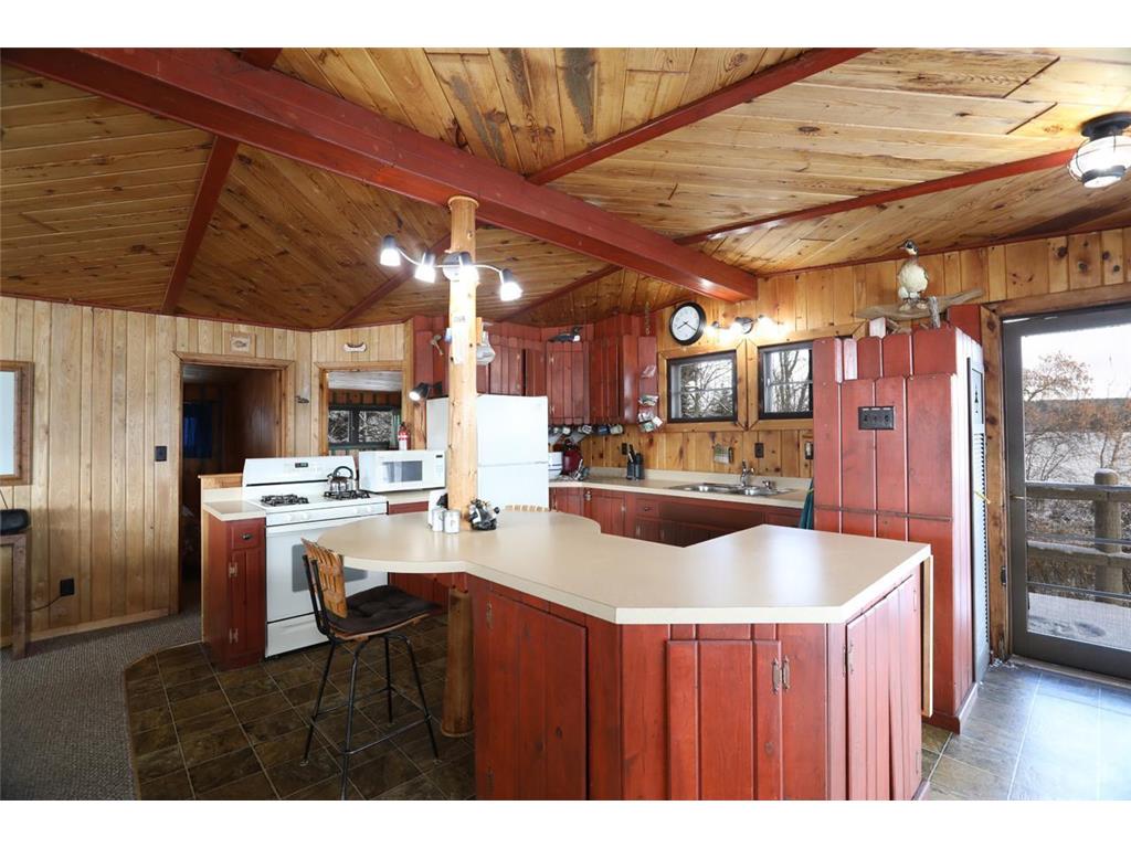 0 Lake Vermilion Private Island and Mainland Boathou Beatty Twp MN 55732 - Vermilion 6626410 image7