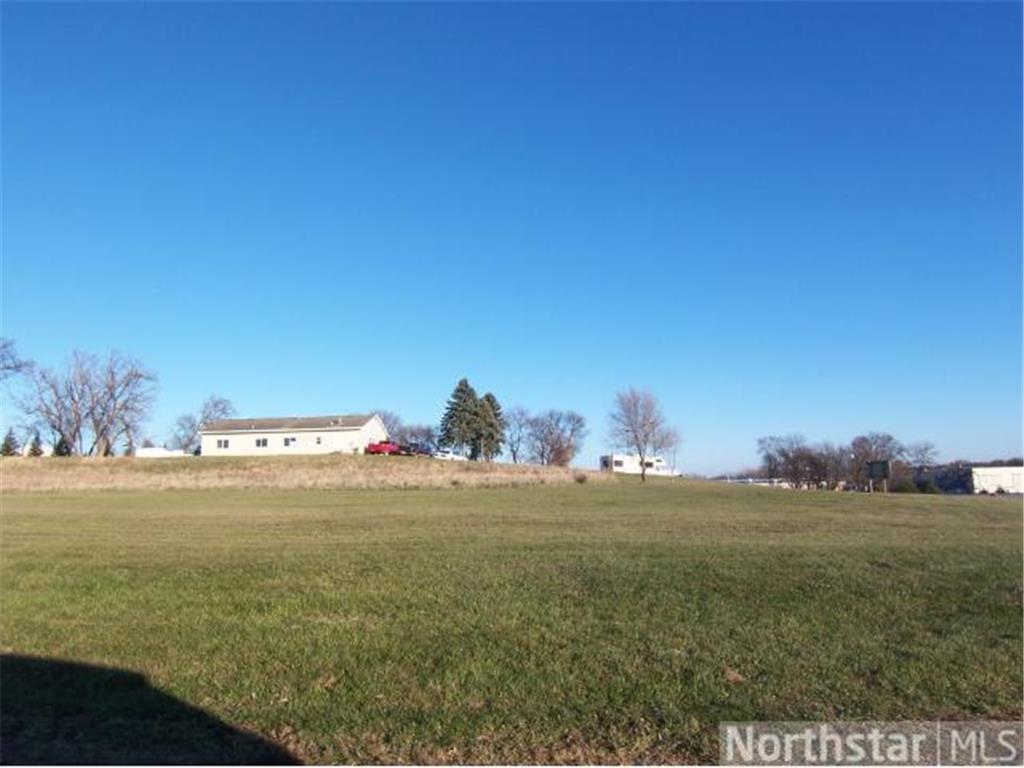 000 Hwy. 7 W Hutchinson MN 55350 6482451 image1
