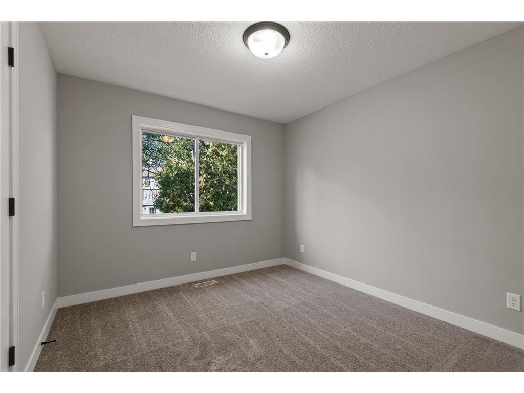 000 N Enchanted Drive NW Andover MN 55304 7072575 image19