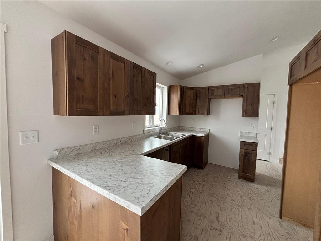 0000 Central Avenue NW East Grand Forks MN 56721 7054549 image10