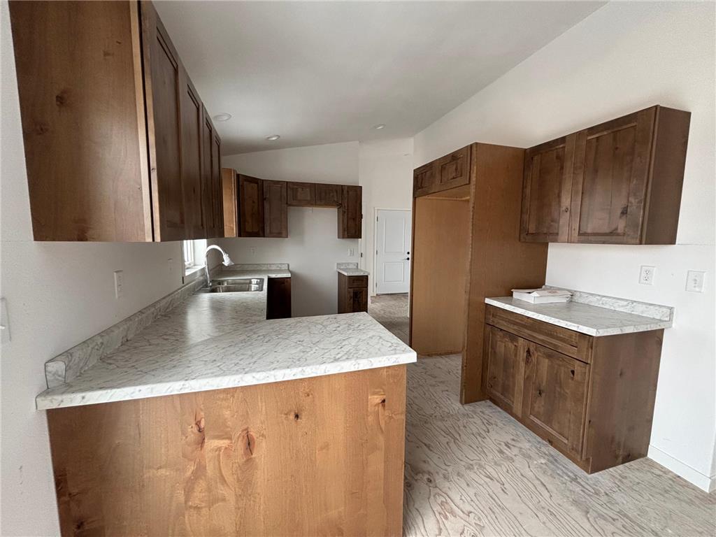 0000 Central Avenue NW East Grand Forks MN 56721 7054549 image9