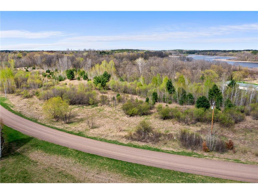 0000 London Trail NE Stanchfield MN 55080 7069261 image1