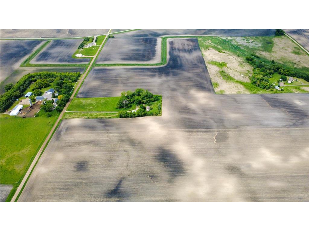 0000 Wells Avenue Hutchinson MN 55350 6726120 image1