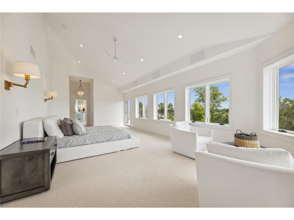 1 Bald Eagle Island, White Bear Twp, MN, 55110 | MLS: 6523977 | Edina