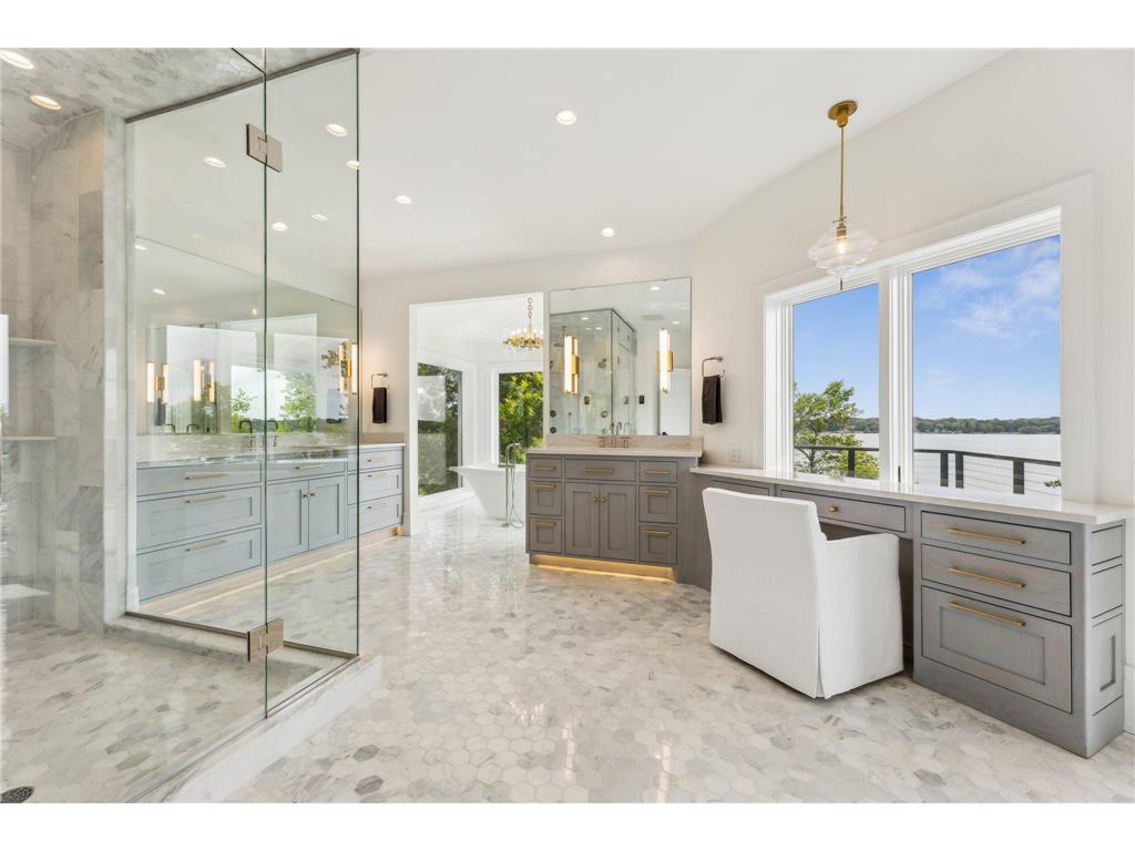 1 Bald Eagle Island, White Bear Twp, MN, 55110 | MLS: 6523977 | Edina