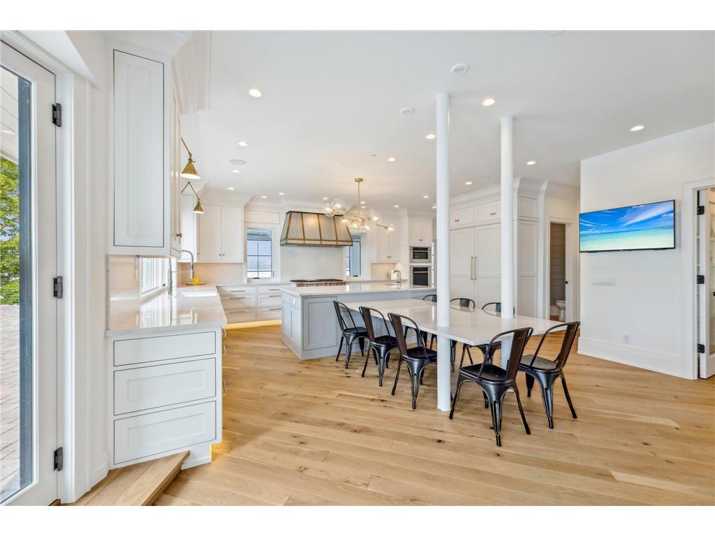 1 Bald Eagle Island, White Bear Twp, MN, 55110 | MLS: 6523977 | Edina