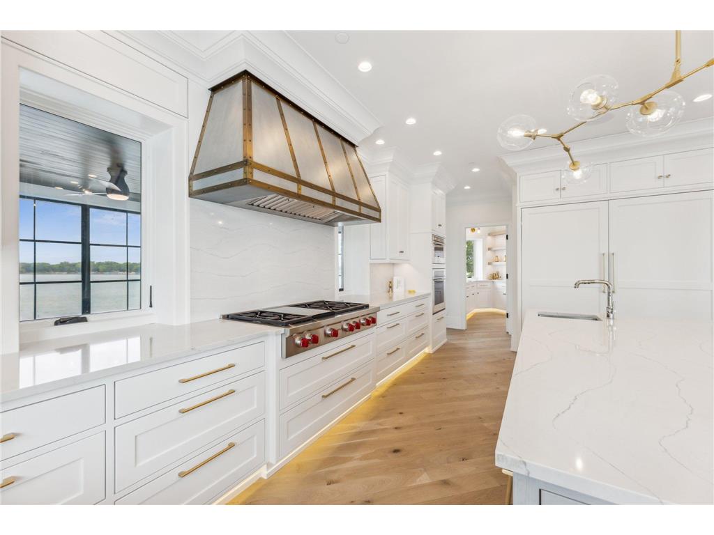 1 Bald Eagle Island, White Bear Twp, MN, 55110 | MLS: 6523977 | Edina