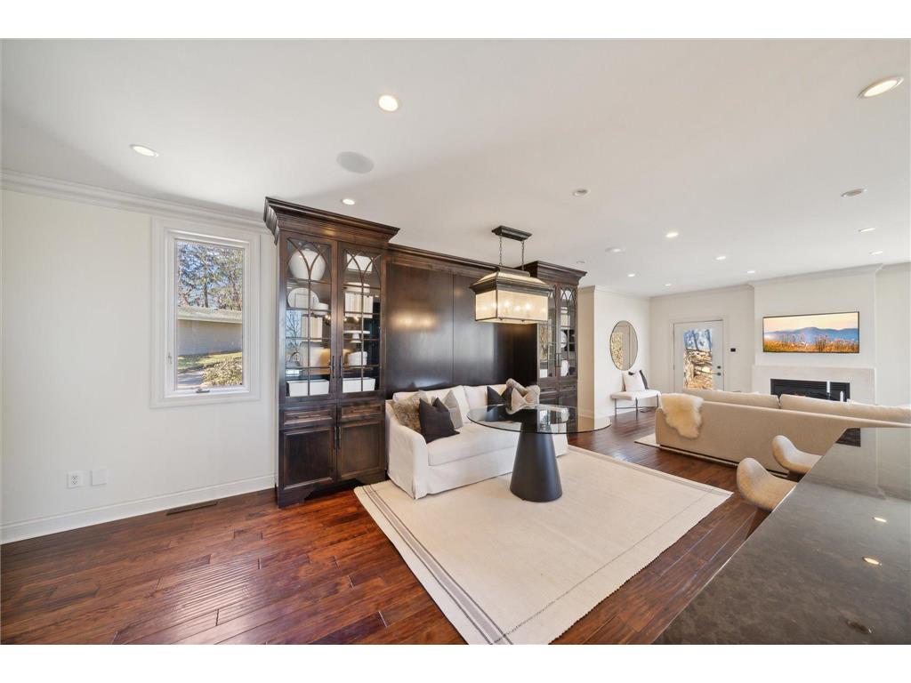 1 Edgcumbe Place, Saint Paul, MN, 55116 MLS 6509851 Edina Realty