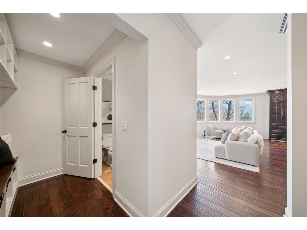 1 Edgcumbe Place, Saint Paul, MN, 55116 MLS 6509851 Edina Realty