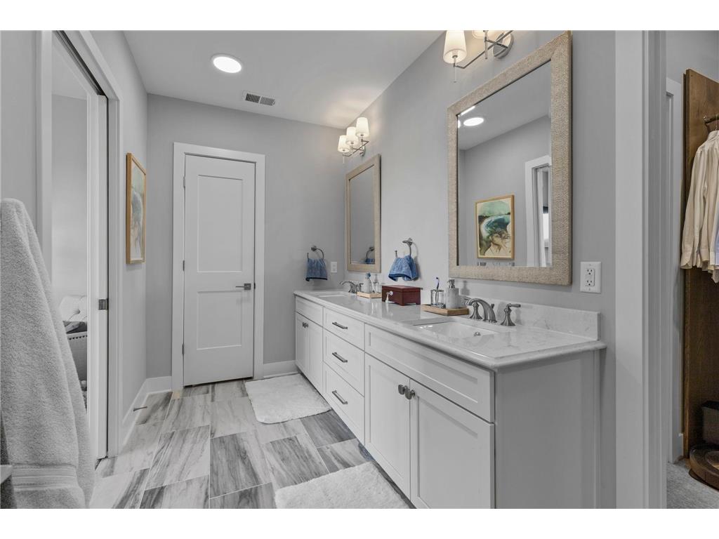 1 Hill Farm Road #101 North Oaks MN 55127 - Pleasant Lake 7080435 image14