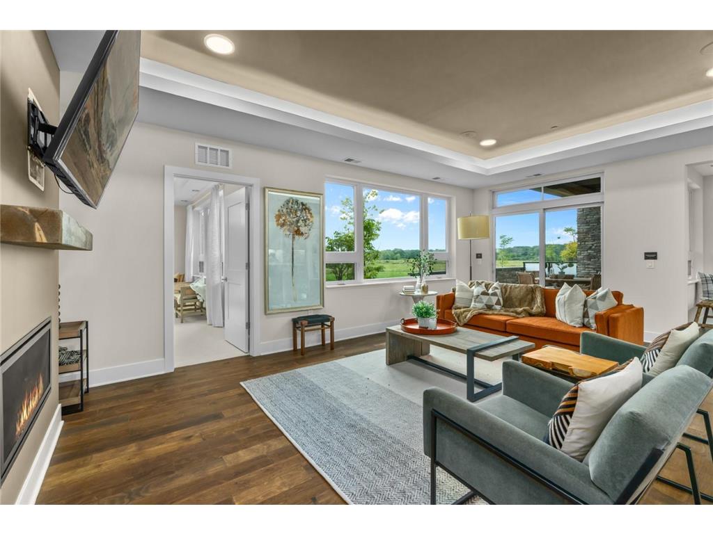 1 Hill Farm Road #106 North Oaks MN 55127 - Pleasant Lake 6592511 image1