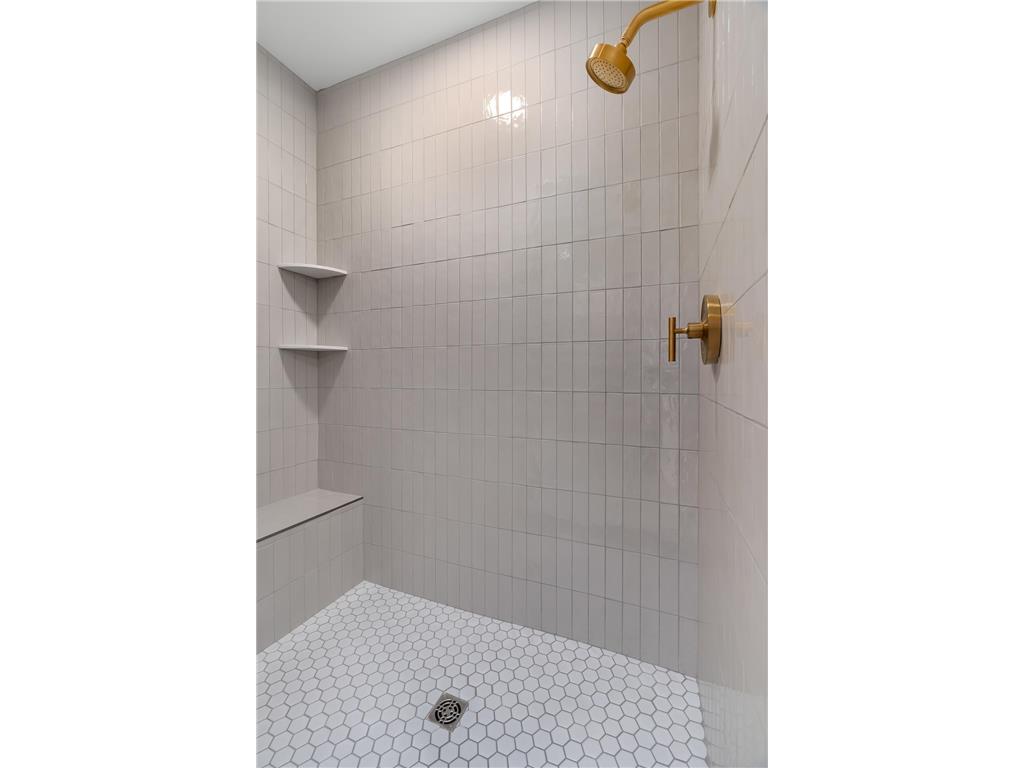 1 Hill Farm Road #200 North Oaks MN 55127 - Black Lake 6763648 image10