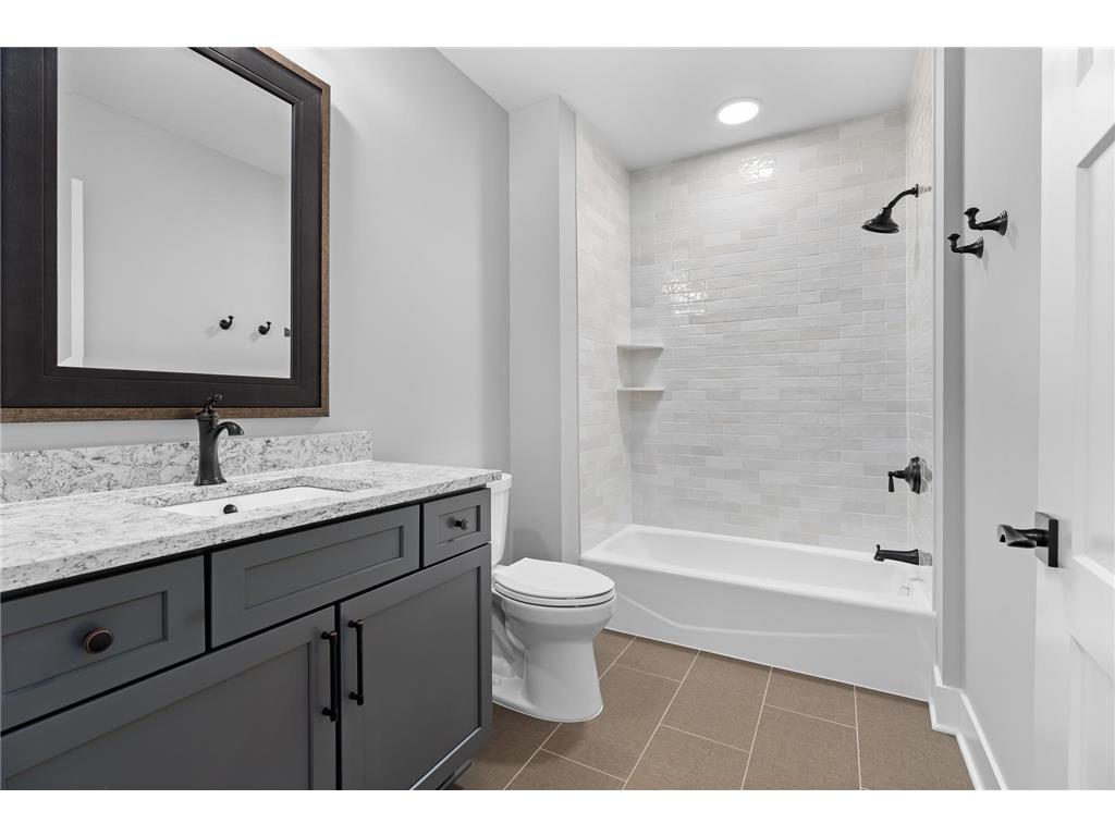 1 Hill Farm Road #205 North Oaks MN 55127 - Pleasant Lake 6563454 image11