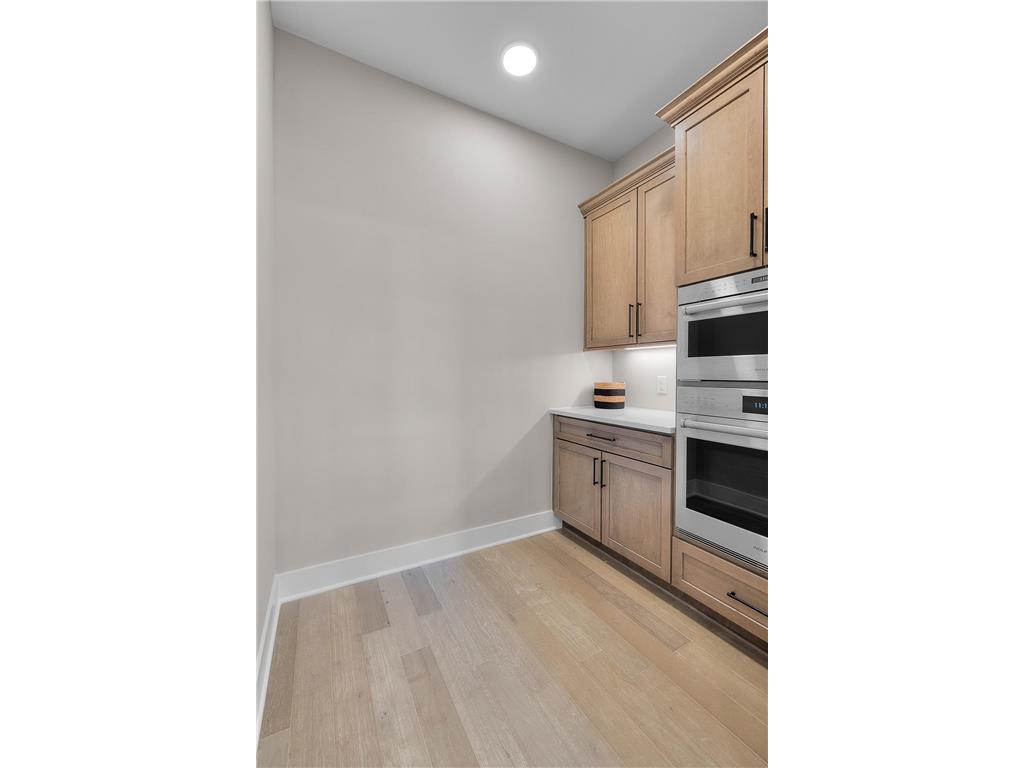 1 Hill Farm Road #210 North Oaks MN 55127 6688801 image15