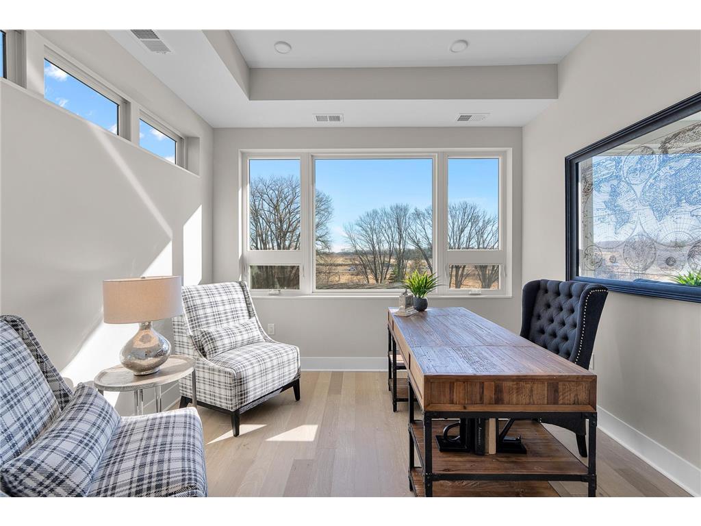 1 Hill Farm Road #210 North Oaks MN 55127 6688801 image17