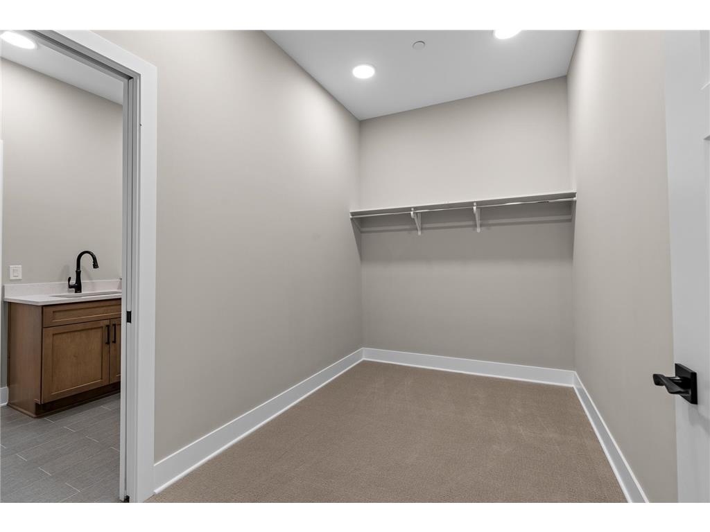 1 Hill Farm Road #210 North Oaks MN 55127 6688801 image25