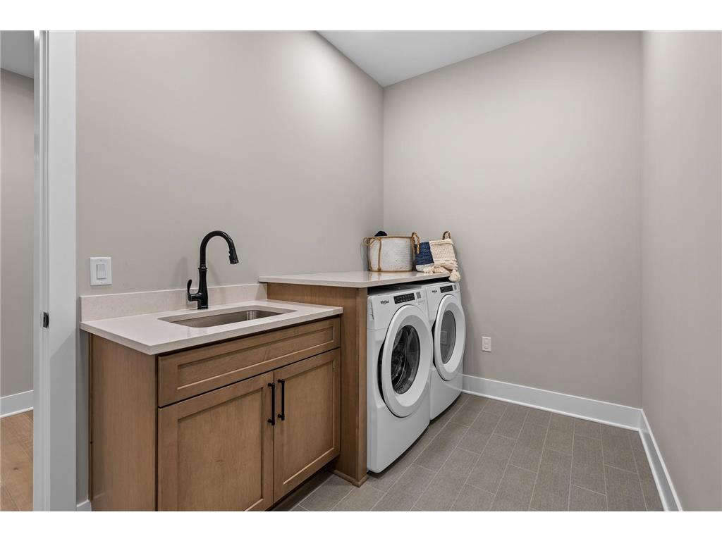 1 Hill Farm Road #210 North Oaks MN 55127 6688801 image26