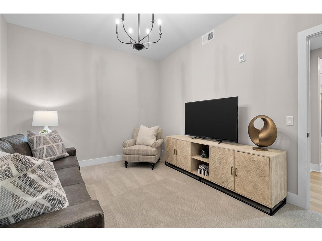 1 Hill Farm Road #210 North Oaks MN 55127 6688801 image29