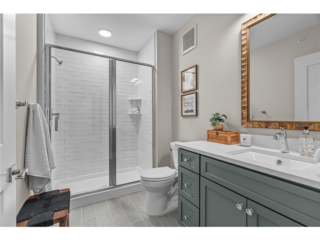 1 Hill Farm Road #302 North Oaks MN 55127 - Pleasant Lake 6785946 image28