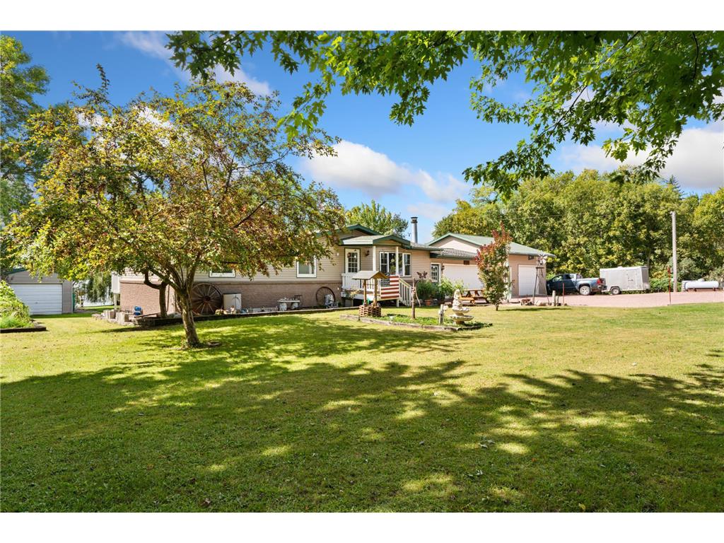 1 Lime Lake Drive Avoca MN 56114 - Lime 6781948 image3