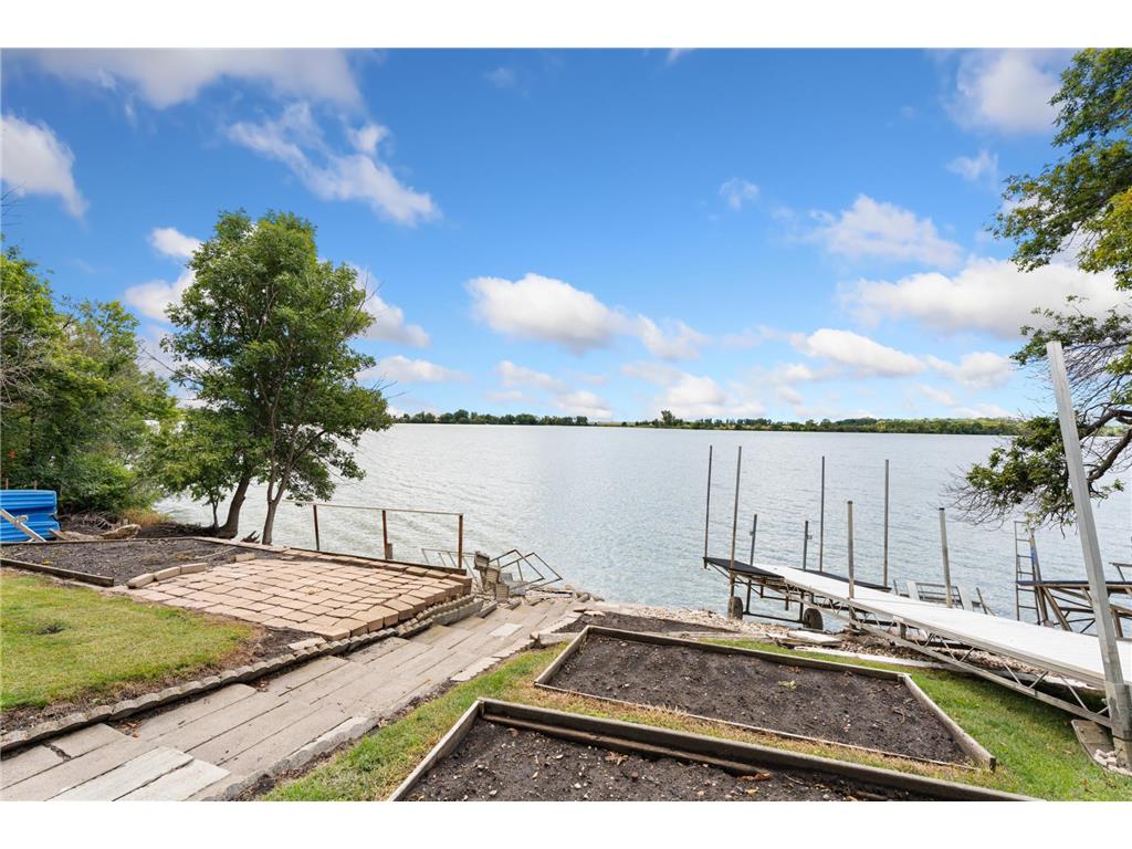 1 Lime Lake Drive Avoca MN 56114 - Lime 6781948 image34