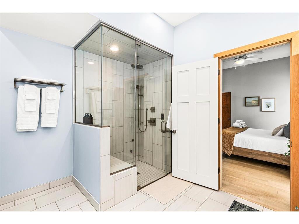 1 N Lake Avenue Duluth MN 55802 7073523 image30