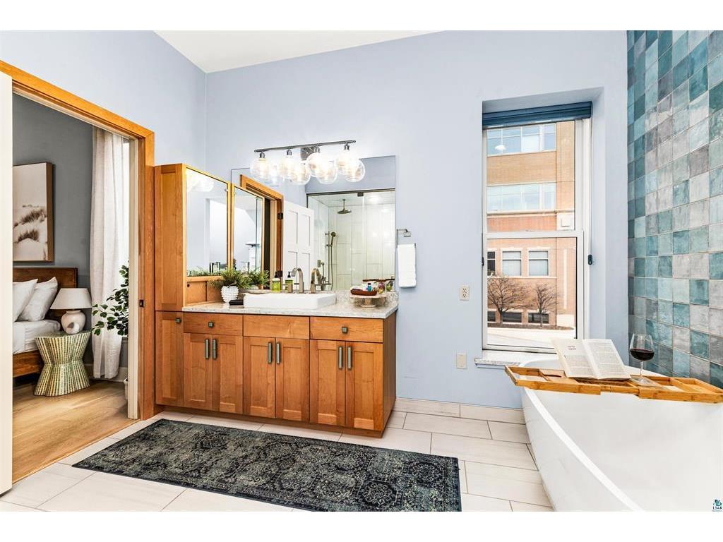 1 N Lake Avenue Duluth MN 55802 7073523 image31