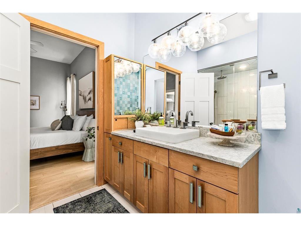 1 N Lake Avenue Duluth MN 55802 7073523 image34