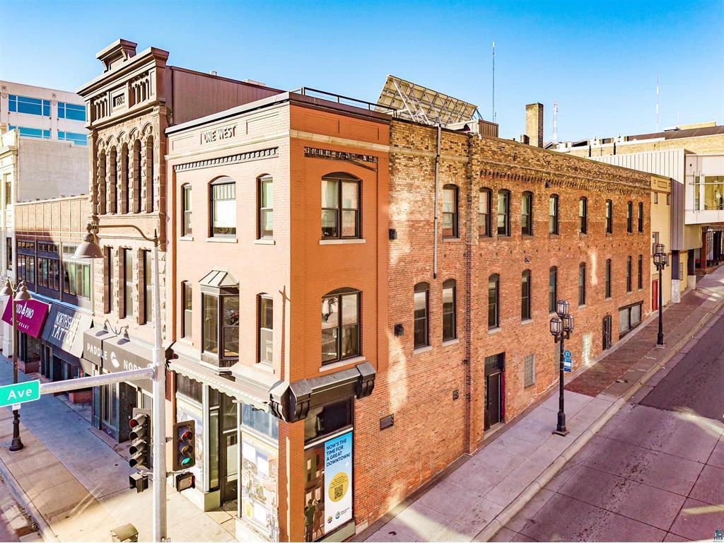 1 N Lake Avenue Duluth MN 55802 7073523 image75