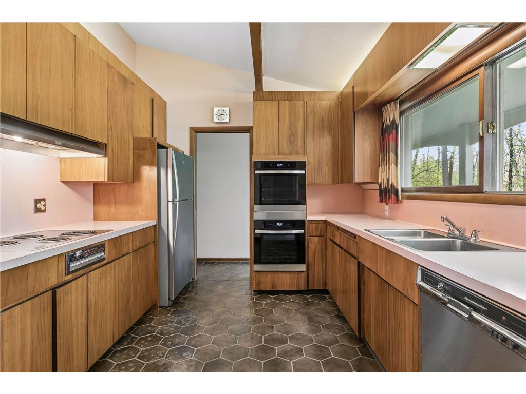 1 Poplar Lane North Oaks MN 55127 - Gilfillan 7071282 image22