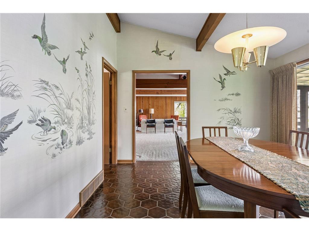 1 Poplar Lane North Oaks MN 55127 - Gilfillan 7071282 image25