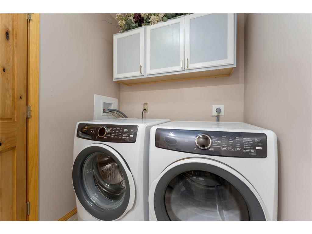 1 Tip Top Lane Mahtomedi MN 55115 - White Bear 7072879 image18