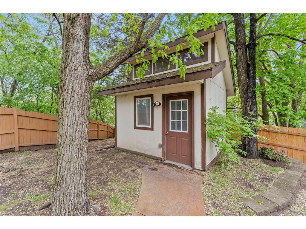1 Tip Top Lane Mahtomedi MN 55115 - White Bear 7072879 image33