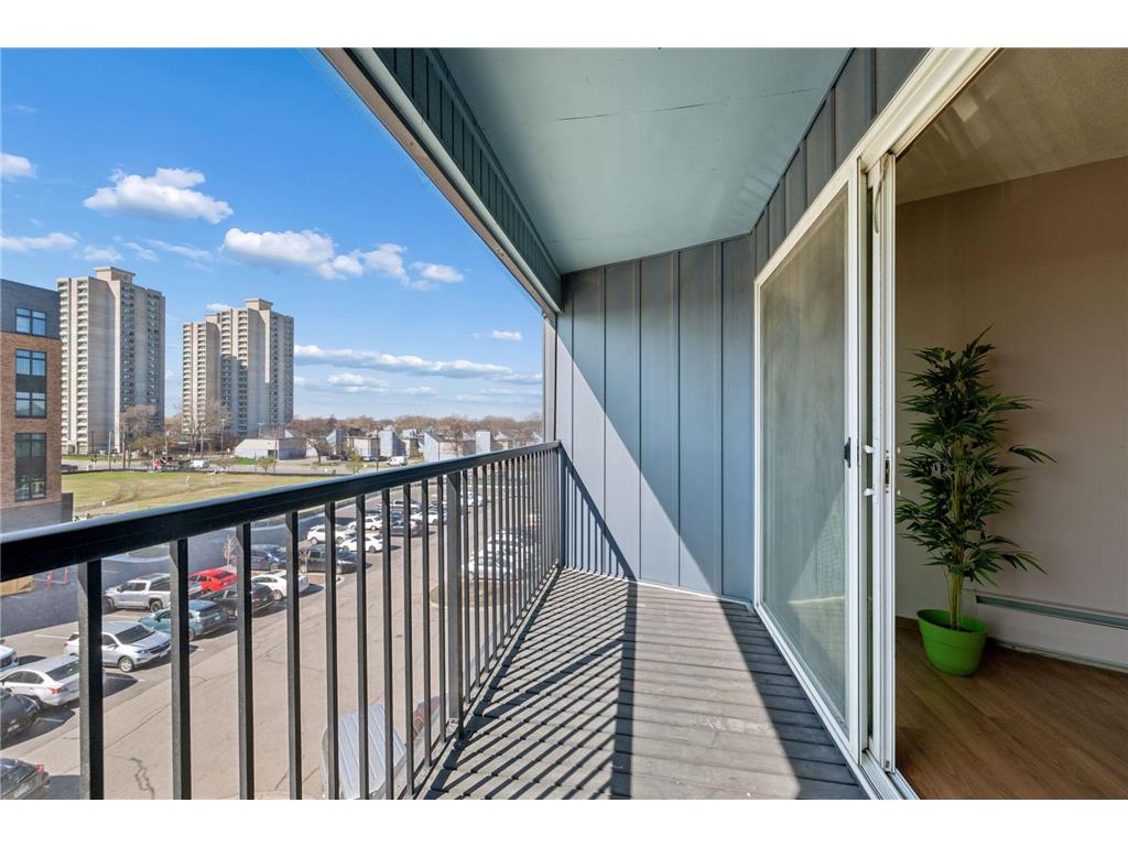 1 W Lake Street #420 Minneapolis MN 55408 7052143 image17